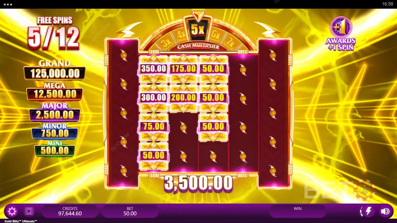 Atmosfera de jogabilidade da Gold Blitz slot com luzes azuis, brilho dourado e energia intensa